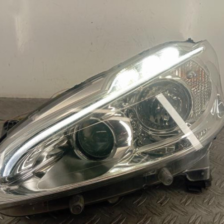 Optique avant principal gauche (feux)(phare) PEUGEOT 208 1