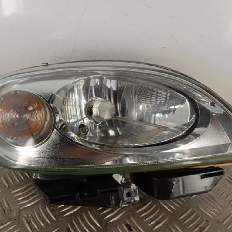 Optique avant principal droit (feux)(phare) CITROEN SAXO