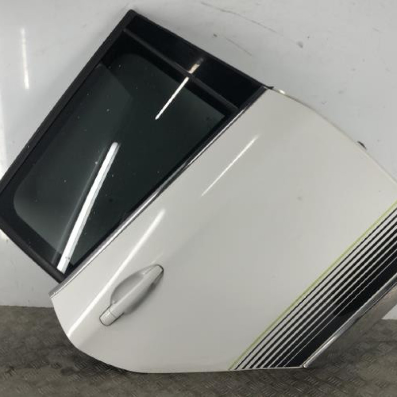 Porte arriere droit PEUGEOT 2008 1