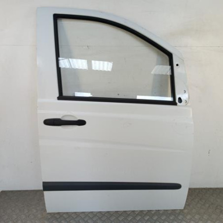 Porte avant droit MERCEDES VITO 639 Photo n°1