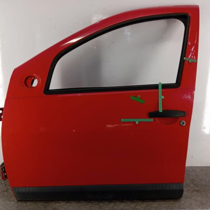 Porte avant gauche DACIA SANDERO 1