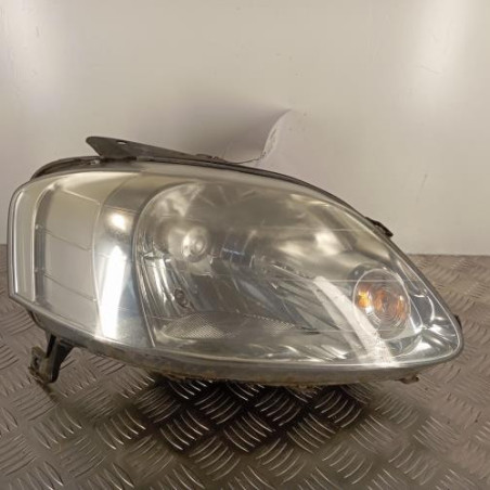 Optique avant principal droit (feux)(phare) VOLKSWAGEN FOX Photo n°1