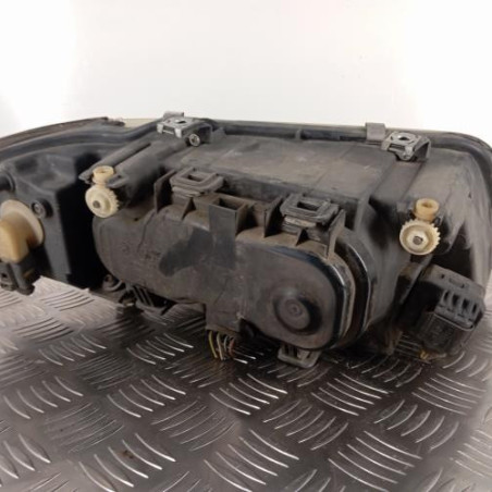 Optique avant principal gauche (feux)(phare) AUDI A3 1