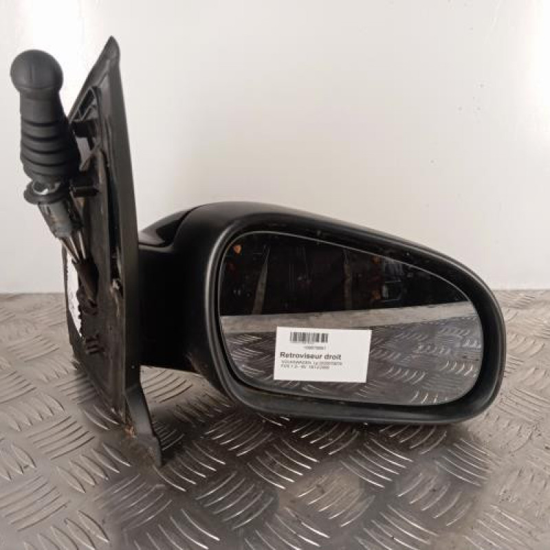 Retroviseur droit VOLKSWAGEN FOX Retroviseur droit VOLKSWAGEN FOX