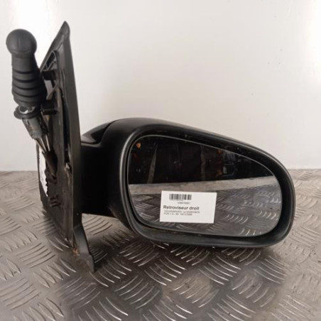 Retroviseur droit VOLKSWAGEN FOX Photo n°1
