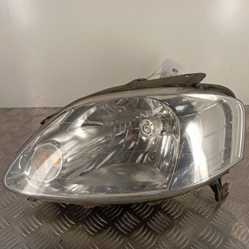 Optique avant principal gauche (feux)(phare) VOLKSWAGEN FOX