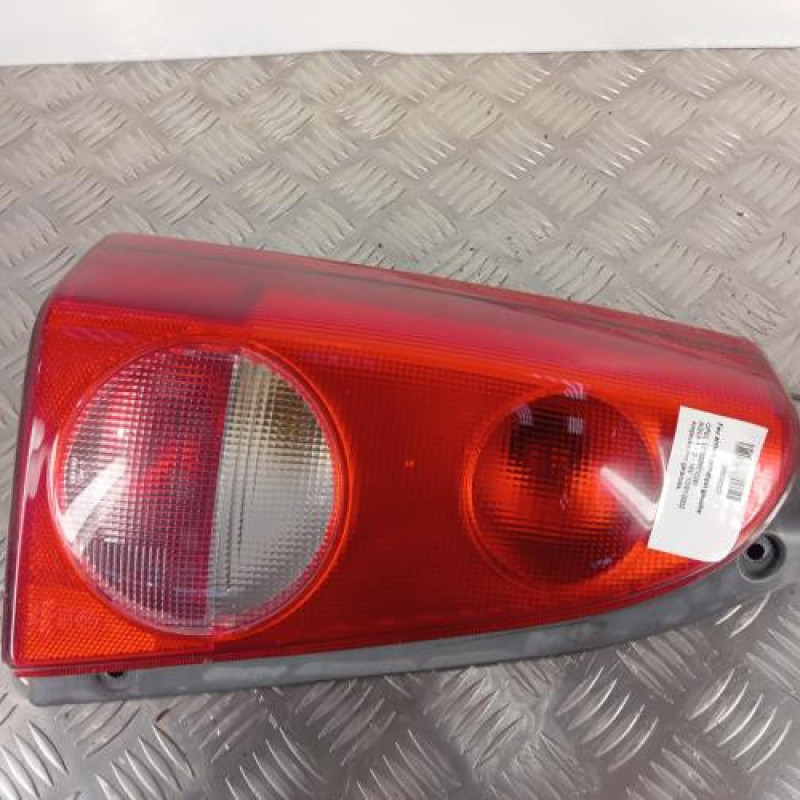 Feu arriere principal gauche (feux) OPEL AGILA A Feu arriere principal gauche (feux) OPEL AGILA A