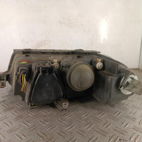 Optique avant principal droit (feux)(phare) VOLKSWAGEN PASSAT 4