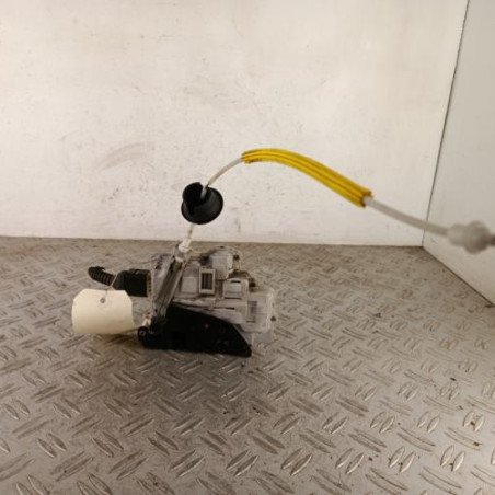 Serrure arriere droit AUDI A4 2