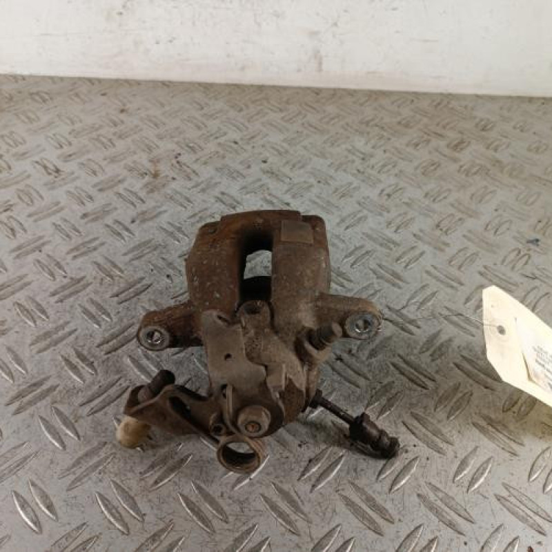 Etrier arriere gauche (freinage) PEUGEOT 208 1