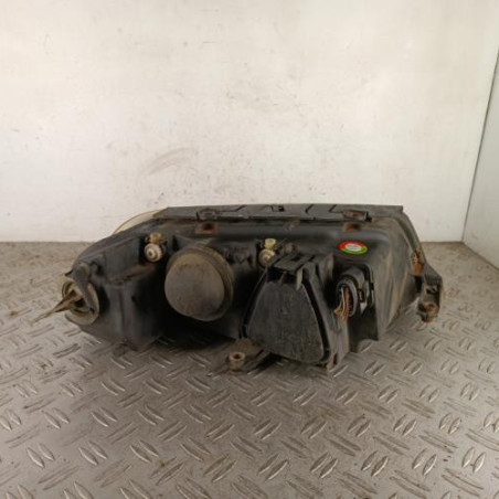 Optique avant principal gauche (feux)(phare) VOLKSWAGEN PASSAT 4