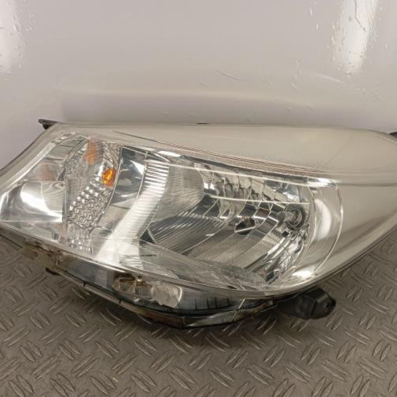 Optique avant principal gauche (feux)(phare) TOYOTA YARIS 3