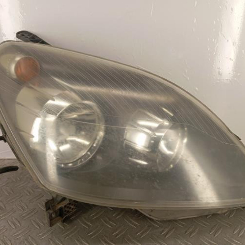 Optique avant principal droit (feux)(phare) OPEL ZAFIRA B