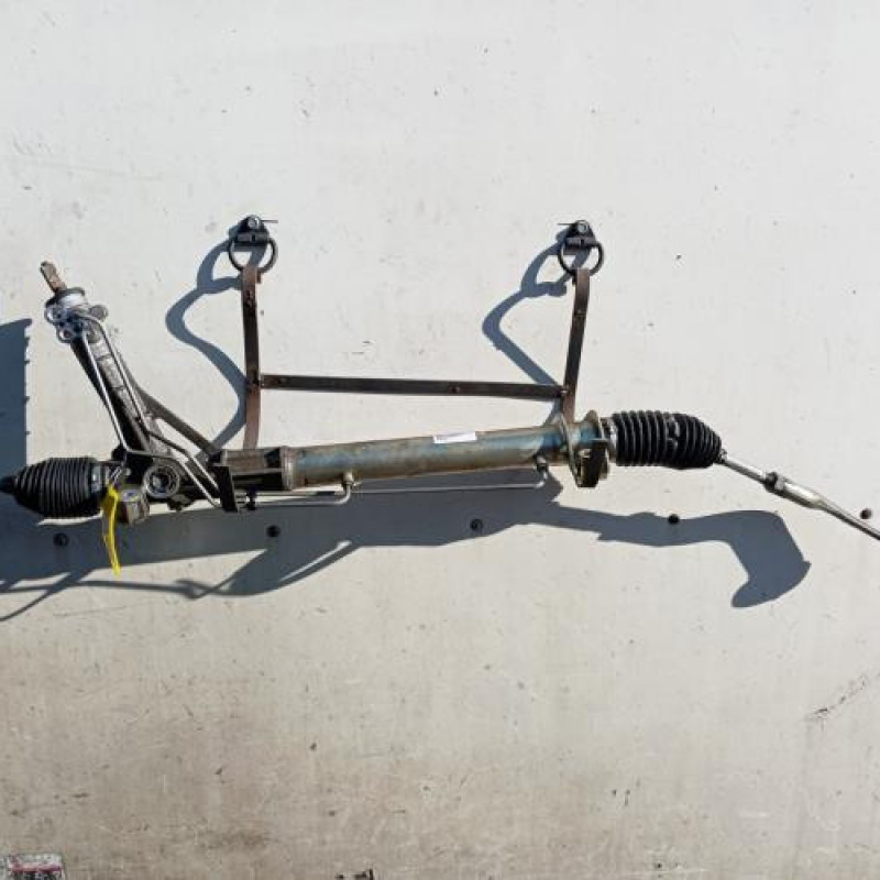 Cremaillere assistee NISSAN NV400