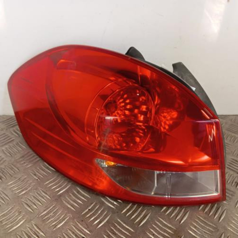 Feu arriere principal gauche (feux) RENAULT CLIO 3
