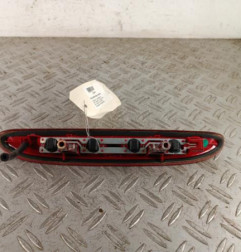 Feu arriere stop central PEUGEOT 208 1