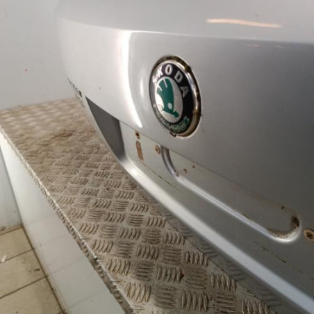 Malle/Hayon arriere SKODA FABIA 2