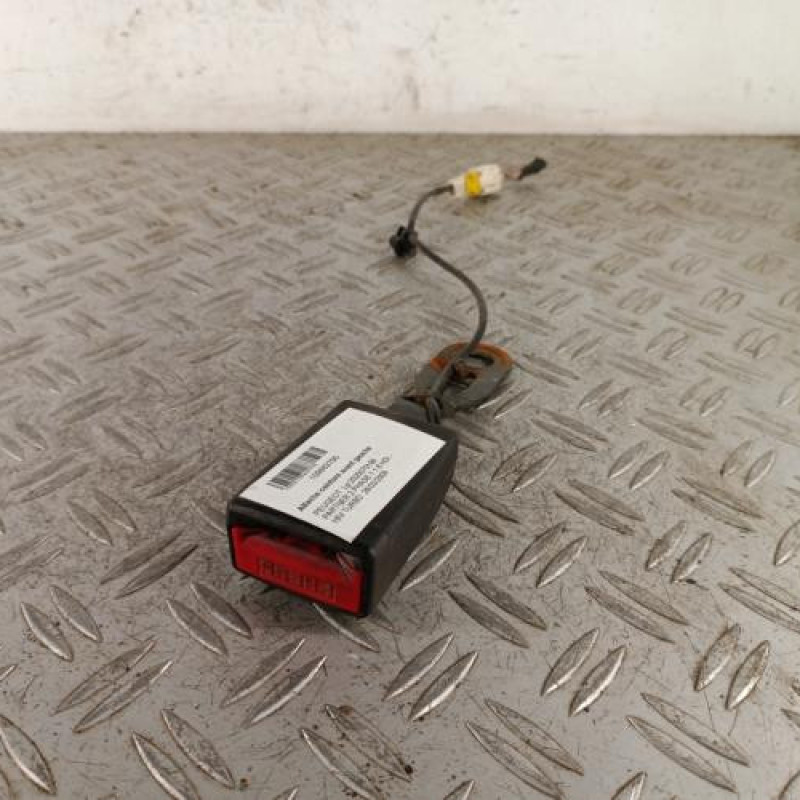 Attache ceinture avant gauche PEUGEOT PARTNER 2