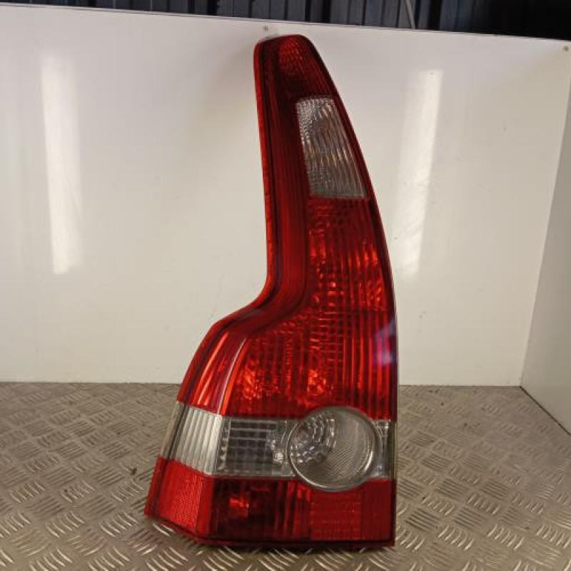Feu arriere principal gauche (feux) VOLVO V 50
