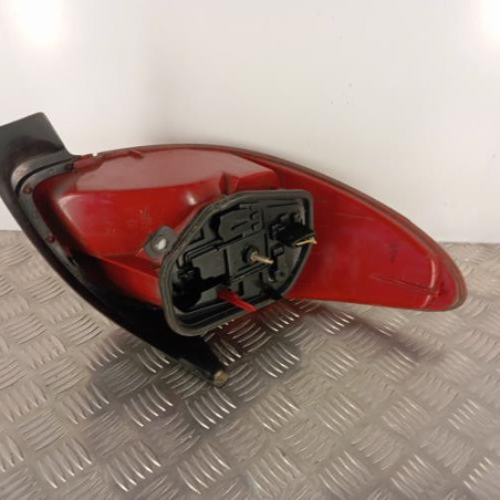 Feu arriere principal droit (feux) PEUGEOT 206