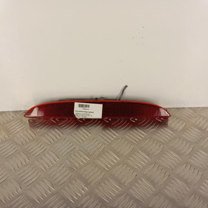 Feu arriere stop central RENAULT CLIO 2 Feu arriere stop central RENAULT CLIO 2