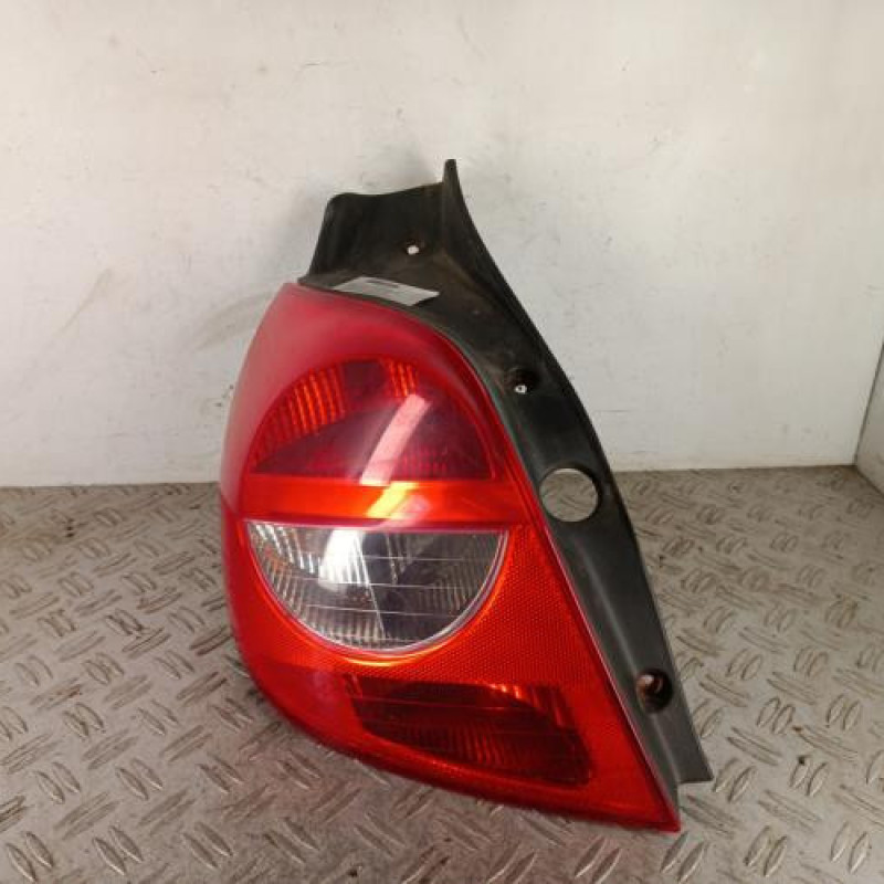 Feu arriere principal gauche (feux) RENAULT CLIO 3