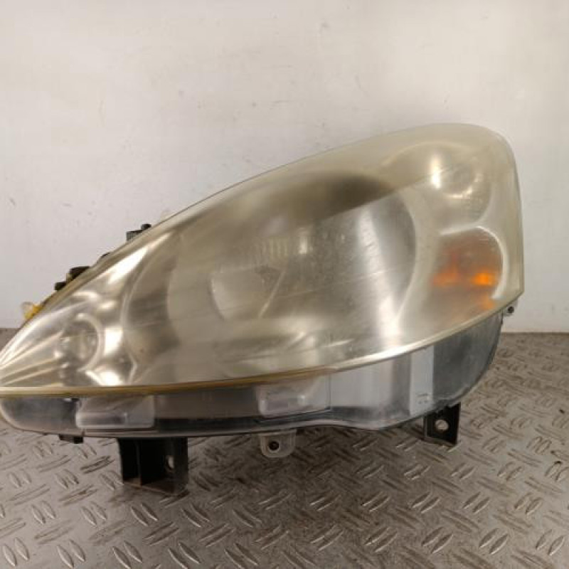 Optique avant principal gauche (feux)(phare) PEUGEOT PARTNER 2