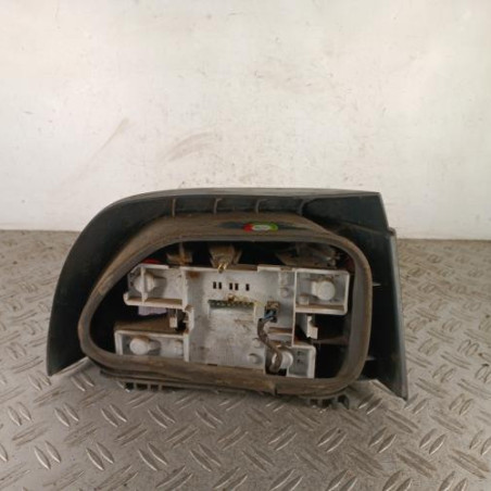 Feu arriere principal gauche (feux) RENAULT CLIO 1