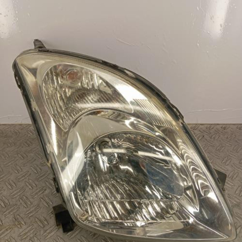 Optique avant principal droit (feux)(phare) SUZUKI SWIFT 3