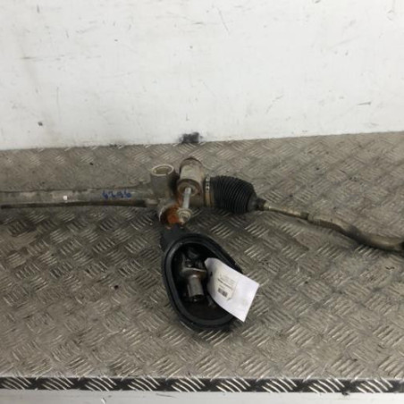 Cremaillere assistee TOYOTA YARIS 3