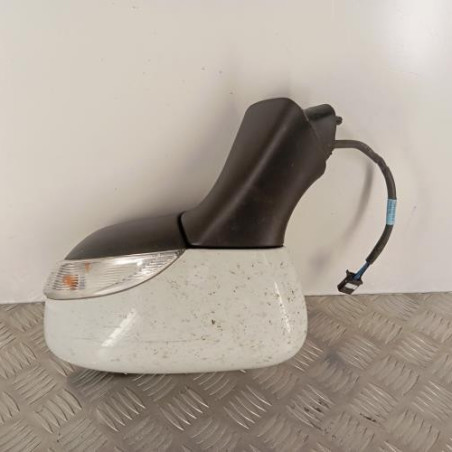 Retroviseur gauche RENAULT CLIO 4
