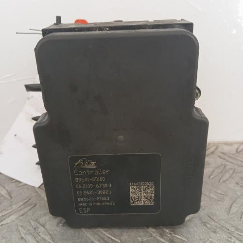 Bloc ABS (freins anti-blocage) TOYOTA YARIS 3 Bloc ABS (freins anti-blocage) TOYOTA YARIS 3