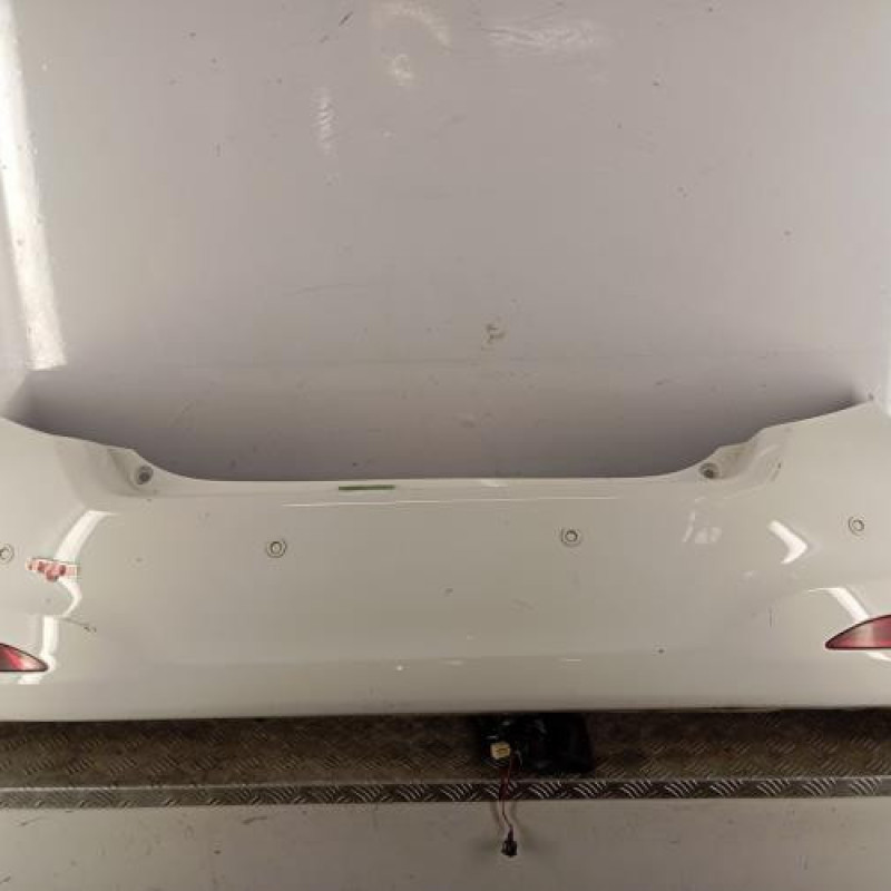 Pare choc arriere TOYOTA YARIS 3