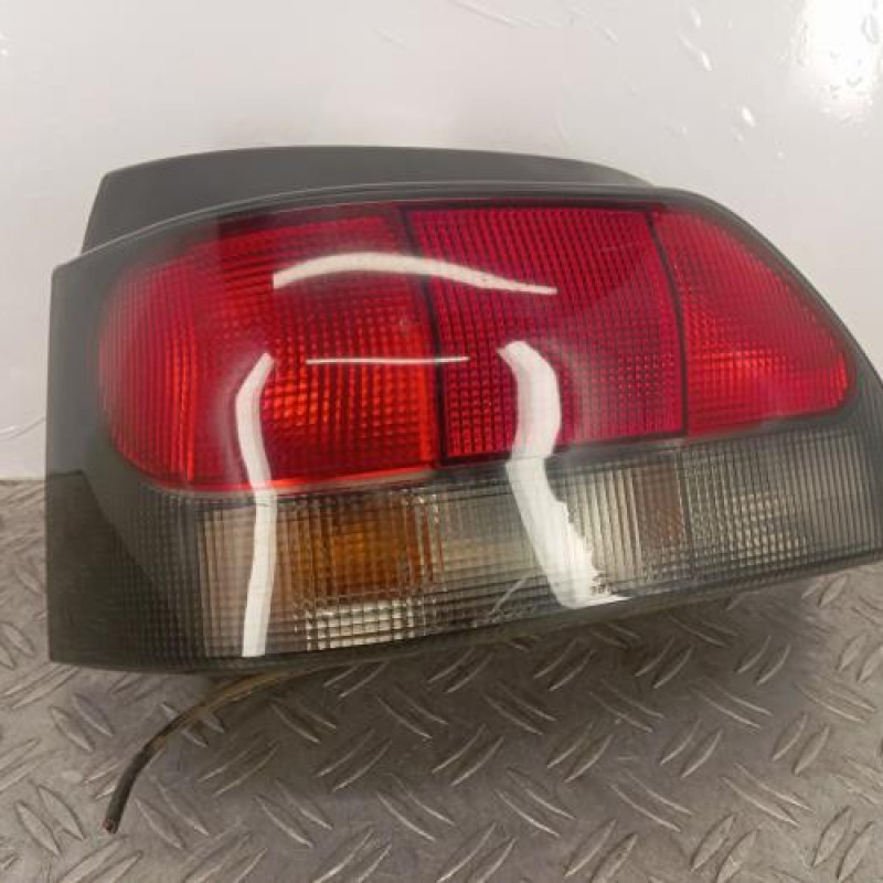 Feu arriere principal gauche (feux) RENAULT CLIO 1