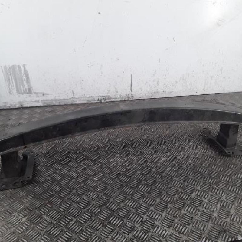 Renfort pare choc avant (traverse) VOLKSWAGEN FOX