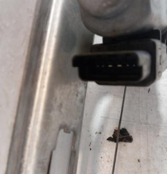 Leve vitre electrique avant gauche RENAULT SCENIC 2 Photo n°3