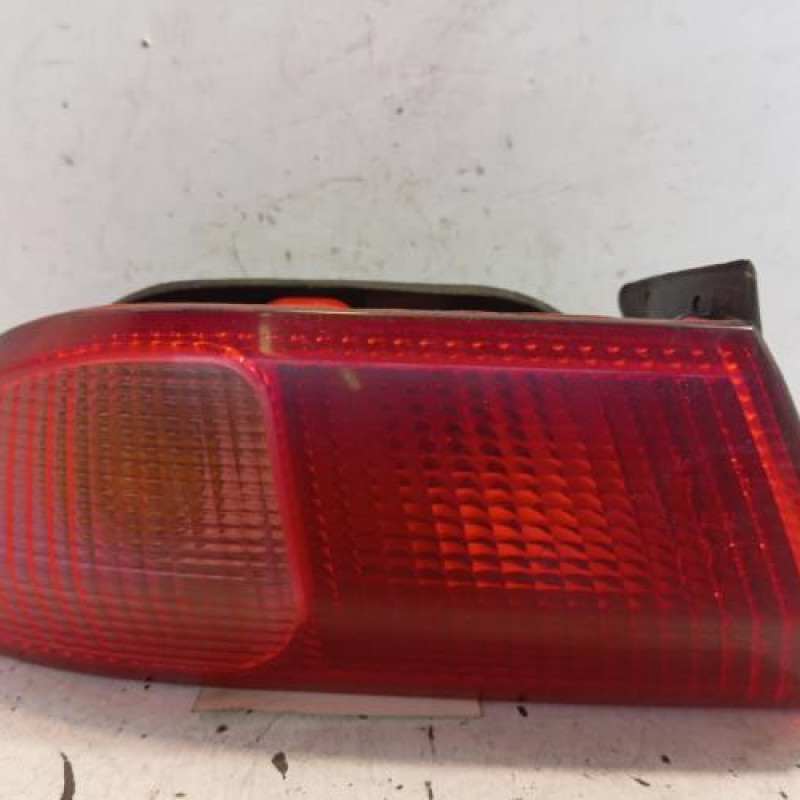 Feu arriere principal gauche (feux) ALFA ROMEO 156 Feu arriere principal gauche (feux) ALFA ROMEO 156