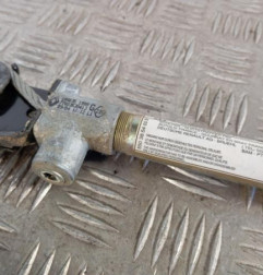 Attache ceinture avant gauche RENAULT KANGOO 1 Photo n°3