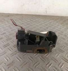 Serrure de porte de coffre gauche RENAULT TRAFIC 2