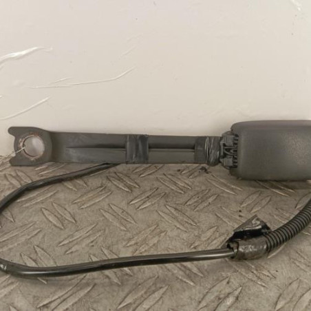 Attache ceinture avant gauche PEUGEOT 107 Photo n°1