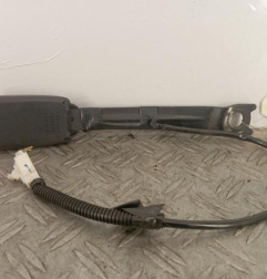 Attache ceinture avant gauche PEUGEOT 107