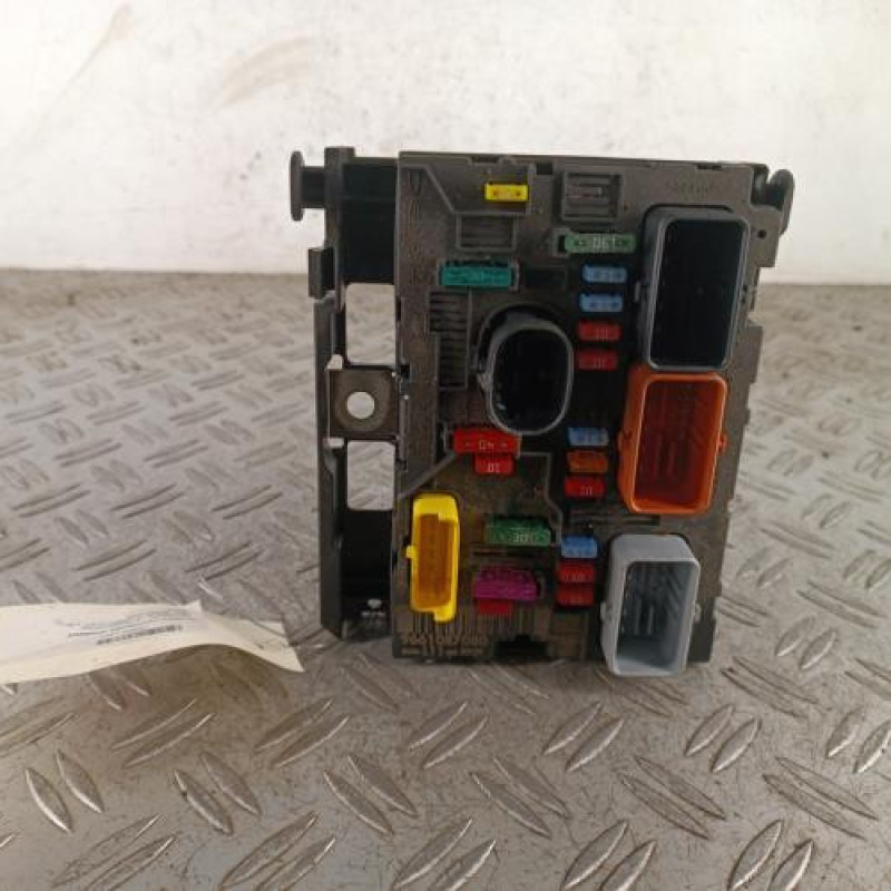 Boitier servitude moteur (BSM) PEUGEOT 307