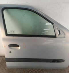 Porte avant droit RENAULT CLIO 2 Photo n°1