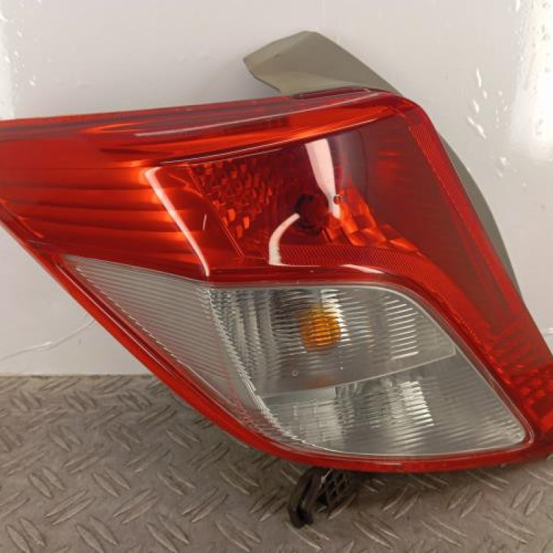 Feu arriere principal gauche (feux) TOYOTA YARIS 3