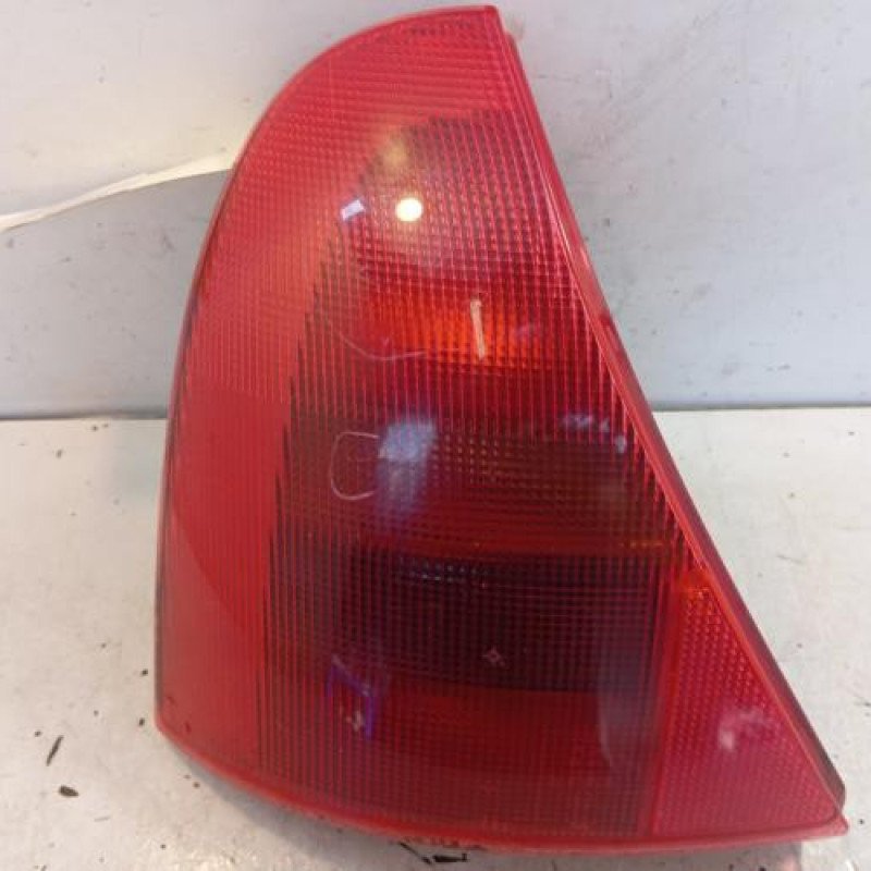 Feu arriere principal gauche (feux) RENAULT CLIO 2