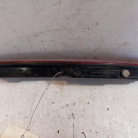 Feu arriere stop central RENAULT CLIO 2