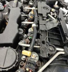 Moteur CITROEN C4 GRAND PICASSO 1 Photo n°5