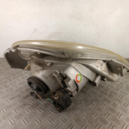 Optique avant principal gauche (feux)(phare) RENAULT TRAFIC 2