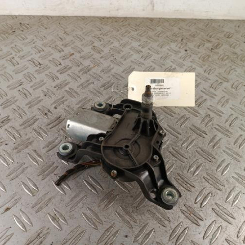 Moteur essuie glace arriere MERCEDES CLASSE B 245