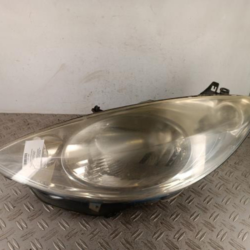 Optique avant principal gauche (feux)(phare) PEUGEOT 1007